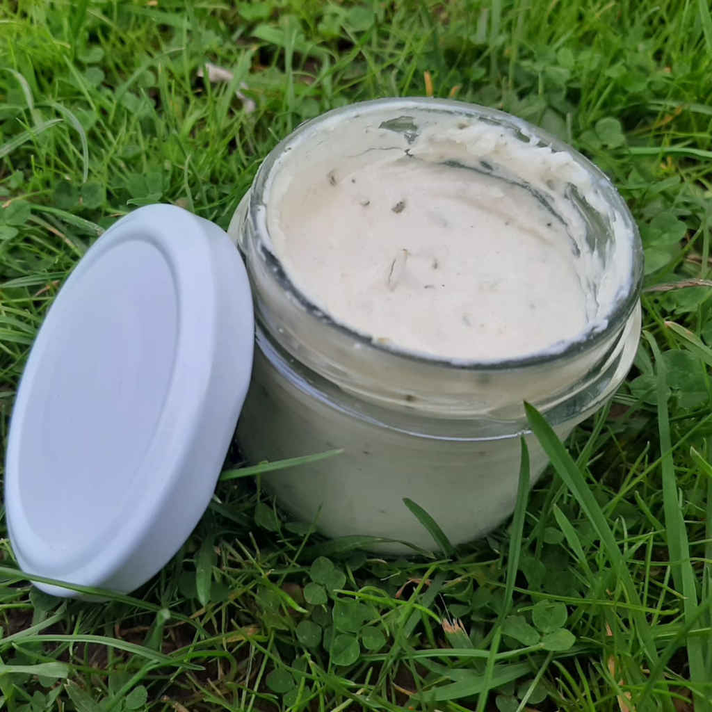 [18463] Formatge untar herbes la Brolla